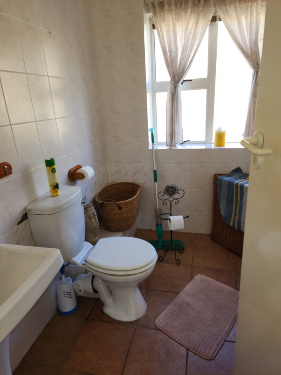 To Let 2 Bedroom Property for Rent in Big Bay Western Cape